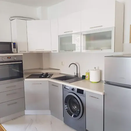 Apartment Fuer 4 Personen By Interhome