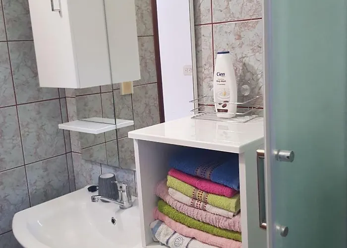 Apartment Fuer 4 Personen By Interhome Ploce (Dubrovnik-Neretva)